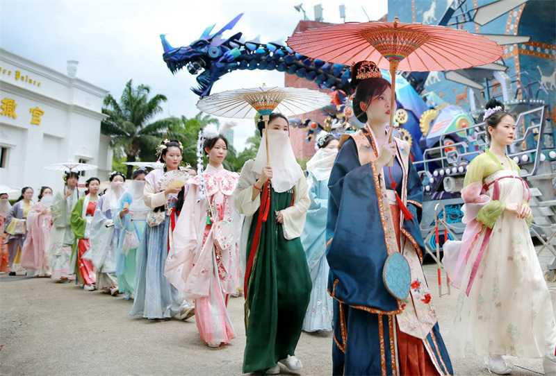 有多達130個縮小版世界景點。
