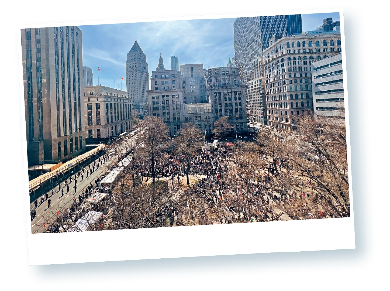 路旁看到大批媒體采訪 路旁看到大批媒體采訪