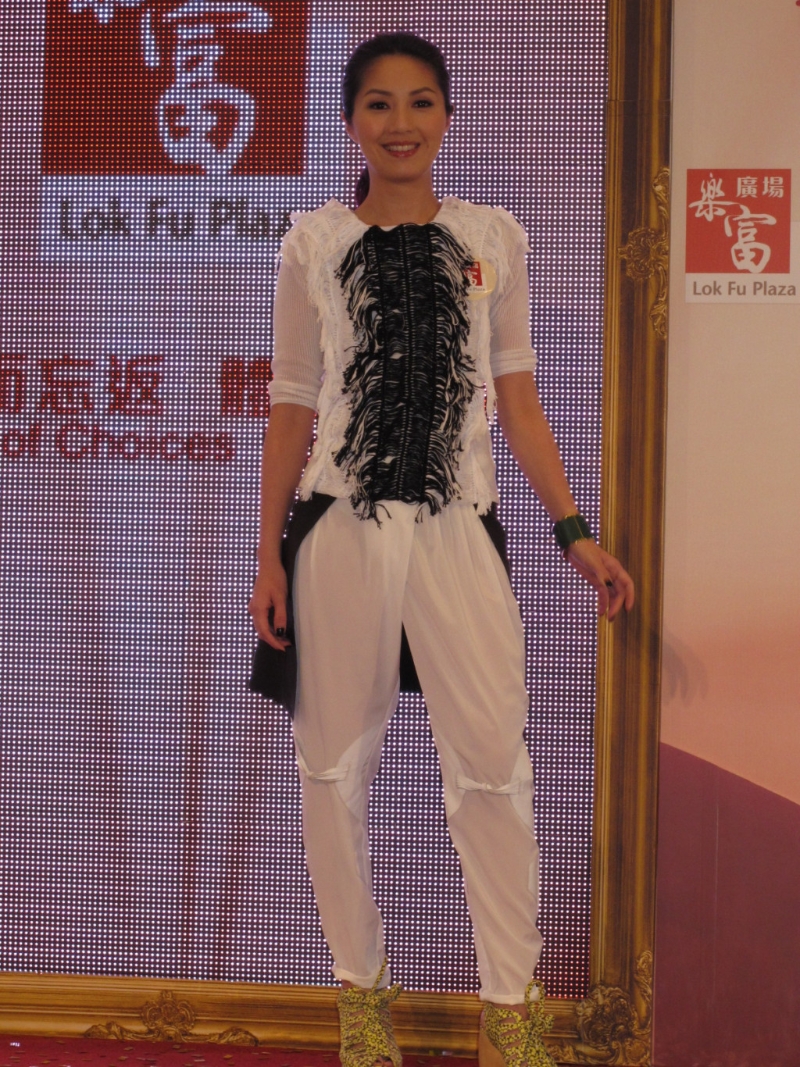 楊千嬅出席活動著裝 楊千嬅出席活動著裝