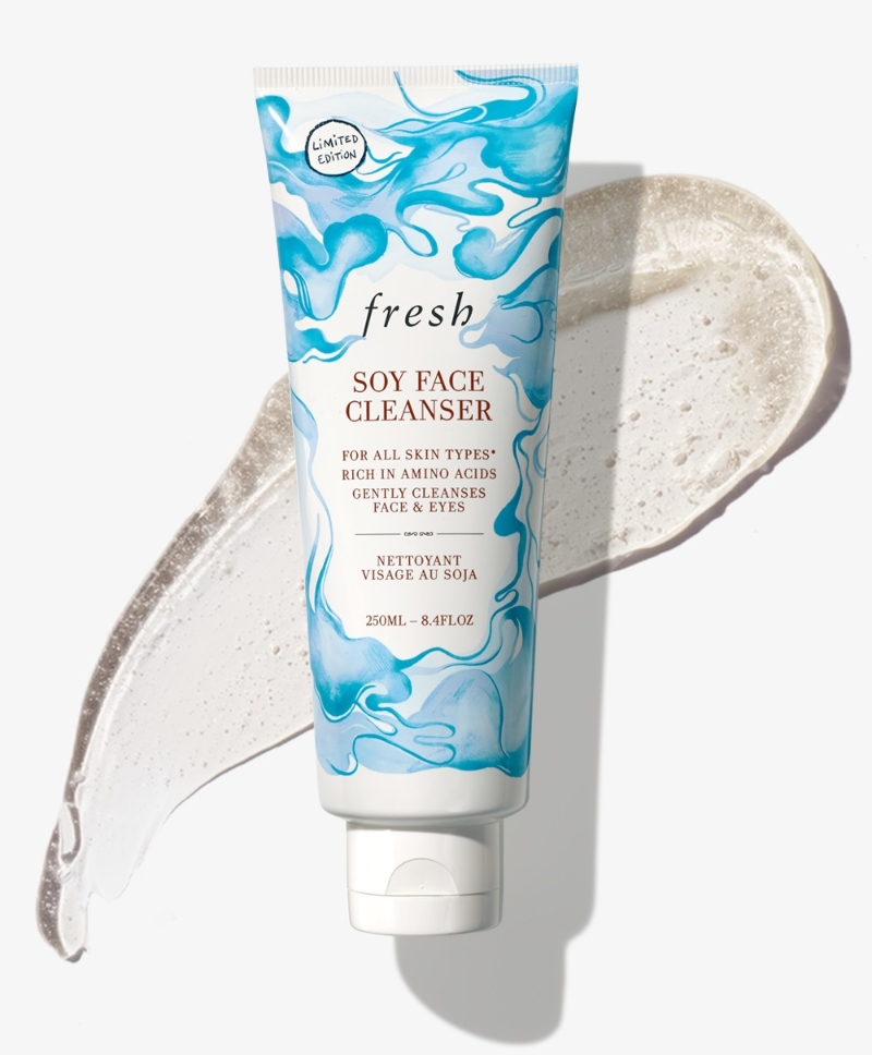 Fresh大豆卸妝潔面乳HK$420富含氨基酸羥脯氨酸的大豆蛋白，另含有青瓜萃取、蘆薈啫喱和琉璃苣籽油，紓緩及滋養肌膚。