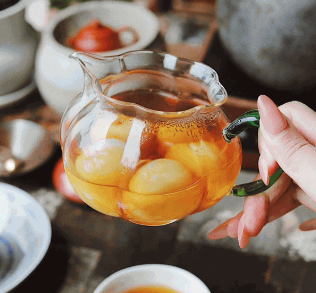 荔枝冰紅茶 荔枝冰紅茶