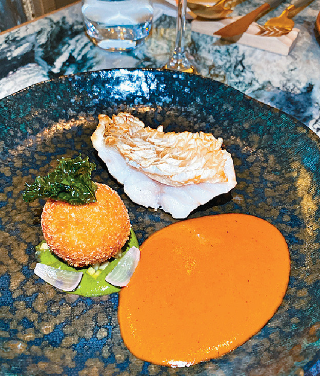 甘鯛配炸免治豬肉蝦球 甘鯛配炸免治豬肉蝦球