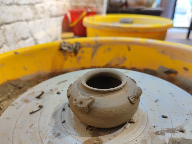 有體驗拉胚和捏陶土的小店。圖：Trip@billy_guan