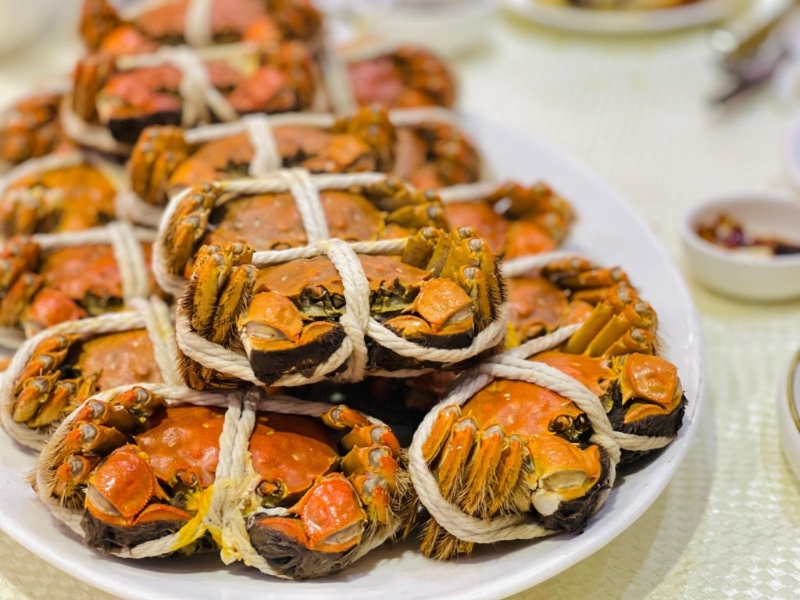 可選清蒸大閘蟹、太雕蒸大閘蟹及鹽焗大閘蟹3種煮法。