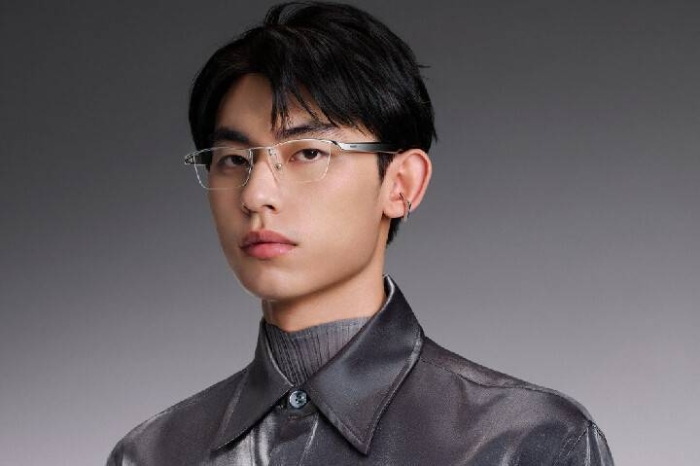 Eyewear 2戴上后可以無線聽歌及通話。