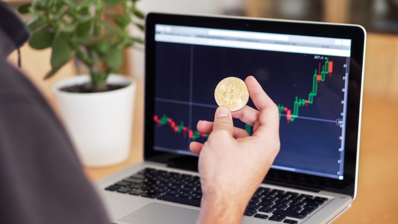 要了解加密錢包交由平臺管理風險，就要清楚其核心概念。