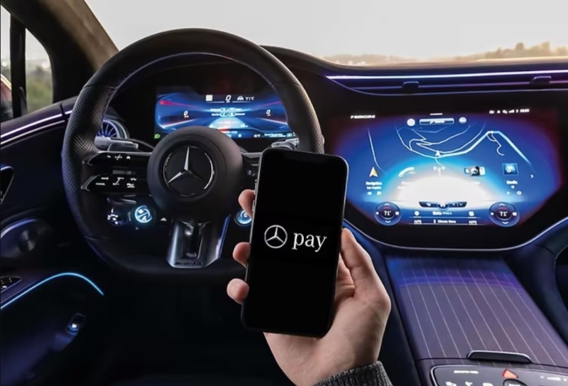使用指紋支付前，車主需把信用卡連結至Mercedes me帳戶，同時啟動車內的Mercedes Pay+功能。