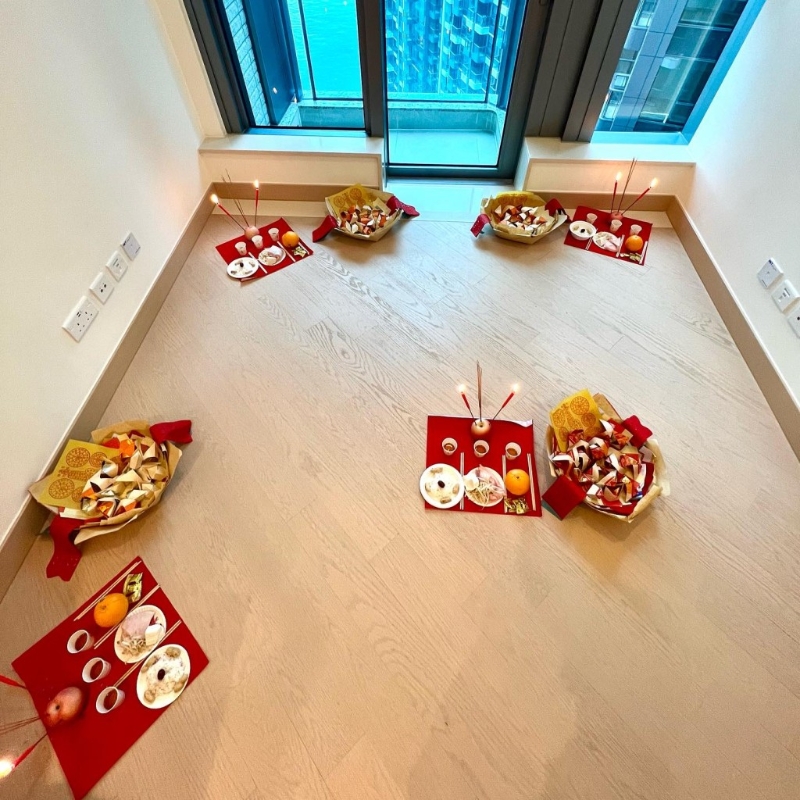 中國傳統習俗上，新居入伙前拜四角是必做儀式，為求家宅平安。