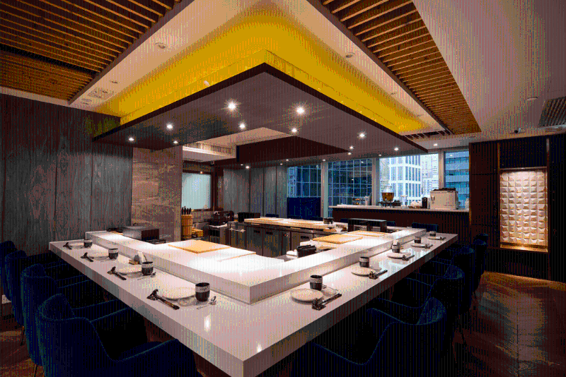 螢雪主打創意日式壽司，將fine dining與日本壽司結合，再以Omakase方式呈現。