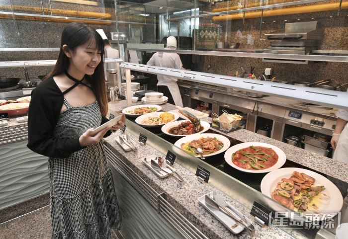 熱葷款式豐富，在網上有不少好評。