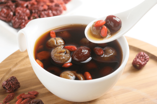 桂圓排骨杞子湯