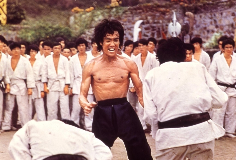 《龍爭虎斗》（英語：Enter the Dragon）， 是李小龍領導主演的第四部武打電影