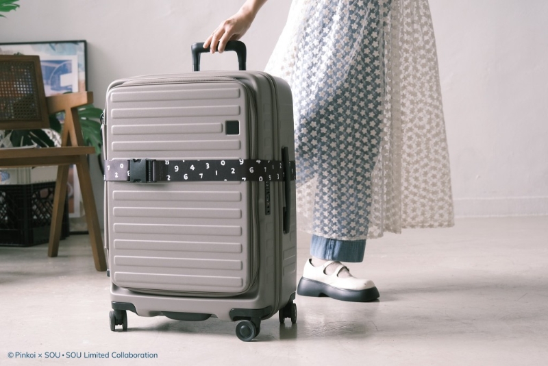 Pinkoi x SOU?SOU經典黑白十數行李帶、原價$138、現售$121.5、P。