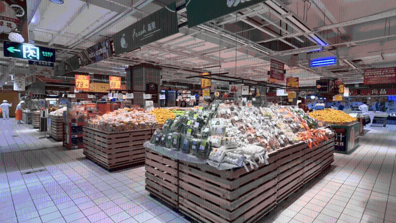 水果蔬菜有售。圖片來源：Youtube@及及爸的敗家周記