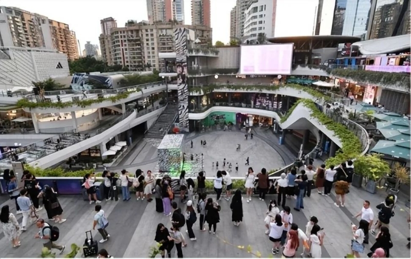 深圳餐廳會不會爆滿？