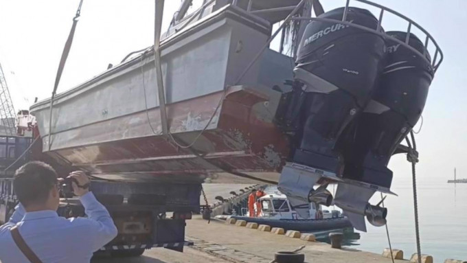 臺灣金門地檢署證實，大陸船只翻覆事件中，海巡隊員沒拍影像。