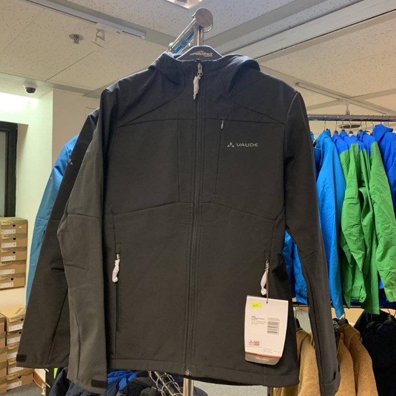 全場戶外運動服裝買2送1