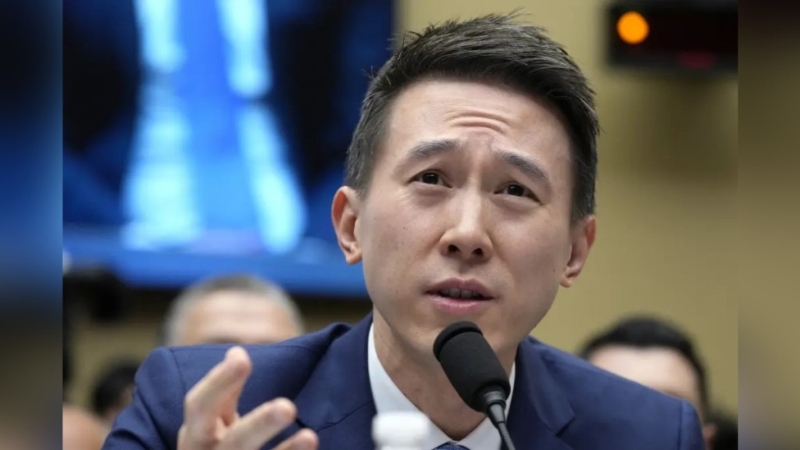 周受資赴美 周受資赴美