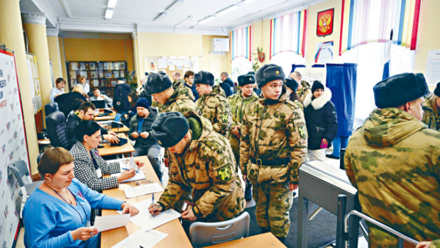 反對派發起周日正午投票反普京 反對派發起周日正午投票反普京