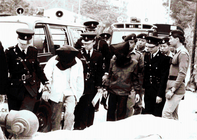 警拘五名涉案男子 警拘五名涉案男子