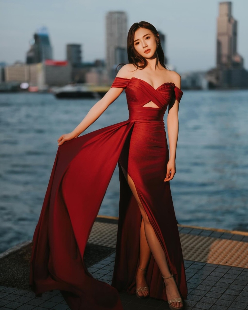 前港姐亞軍胸前8字巧妙顯出完美上圍3 前港姐亞軍胸前8字巧妙顯出完美上圍3