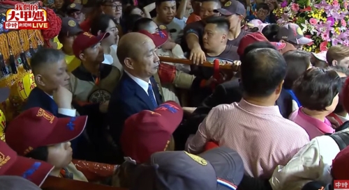 韓國瑜扶轎 韓國瑜扶轎