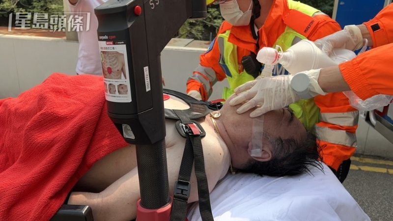 傷者由救護車送院。