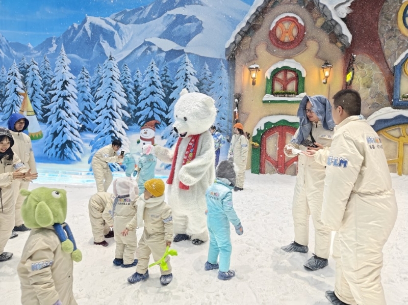 40,000呎東歐風冰雪樂園 — 深圳海昌?樂漫冰雪王國(圖片來源:KKday) 40,000呎東歐風冰雪樂園 — 深圳海昌?樂漫冰雪王國(圖片來源:KKday)