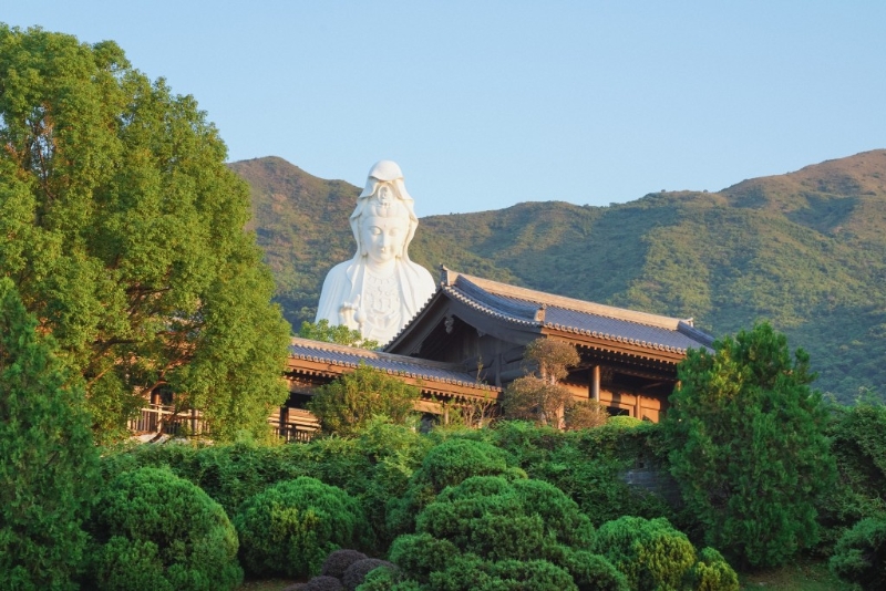 建筑宏偉而且莊嚴。