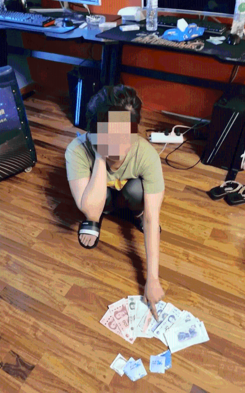 警方一舉抓獲以裴某、蒙某為首的違法犯罪嫌疑人16名。1