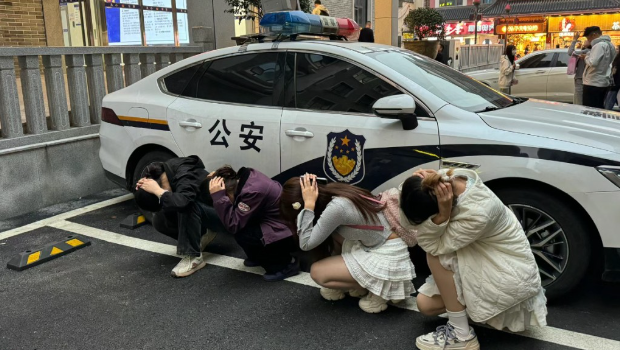 湖南派出所五一“人從眾 湖南派出所五一“人從眾