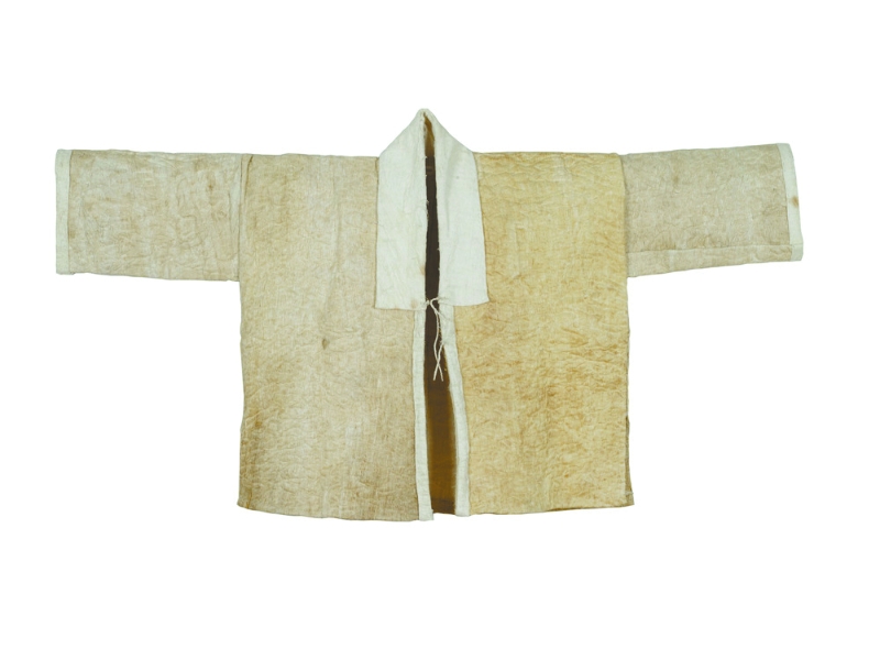 海南黎族樹皮衣（北京服裝學院民族服飾博物館圖）