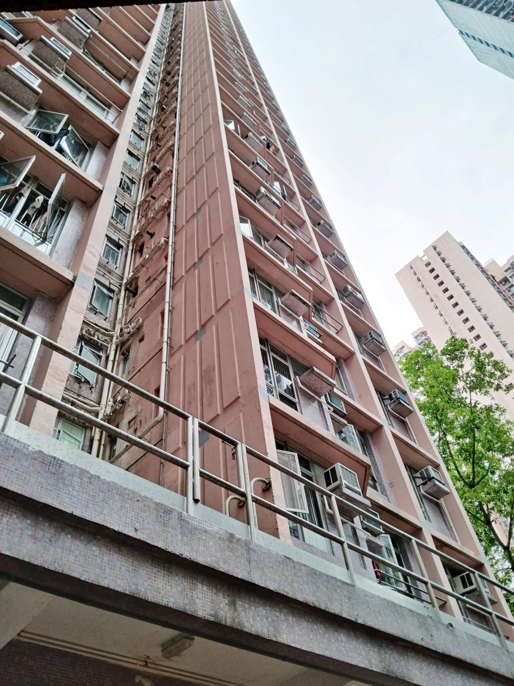 樓主獲派低層單位 樓主獲派低層單位