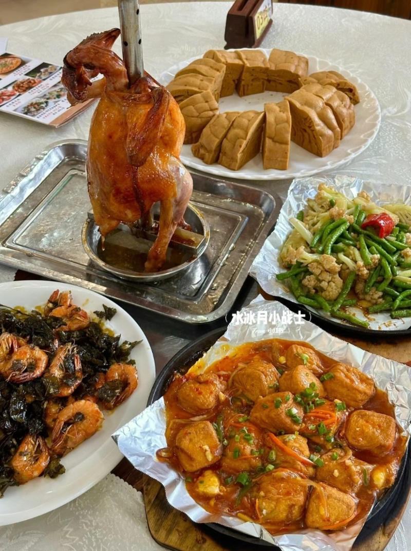 中山地道美食2024｜2. 根哥美食 街坊熱捧棟企雞（圖片來源：小紅書@水冰月小戰士）