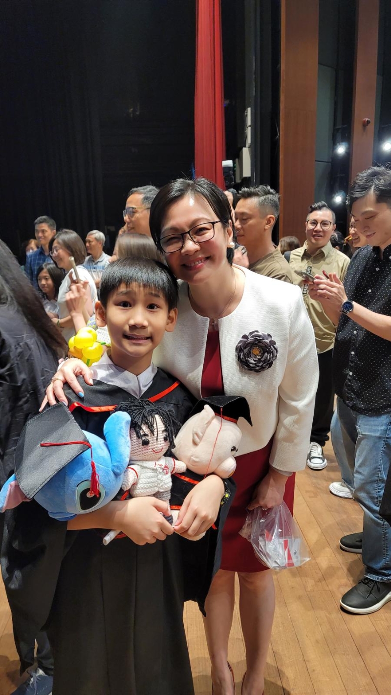 嶺南大學香港同學會小學劉逸晞及吳曉靈校長（圖片來源：《親子王》）