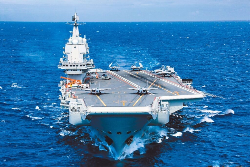 航空母艦山東號。