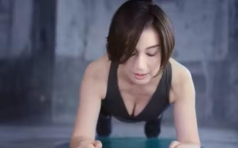 江美儀亦曾拍攝過豐胸纖體廣告。