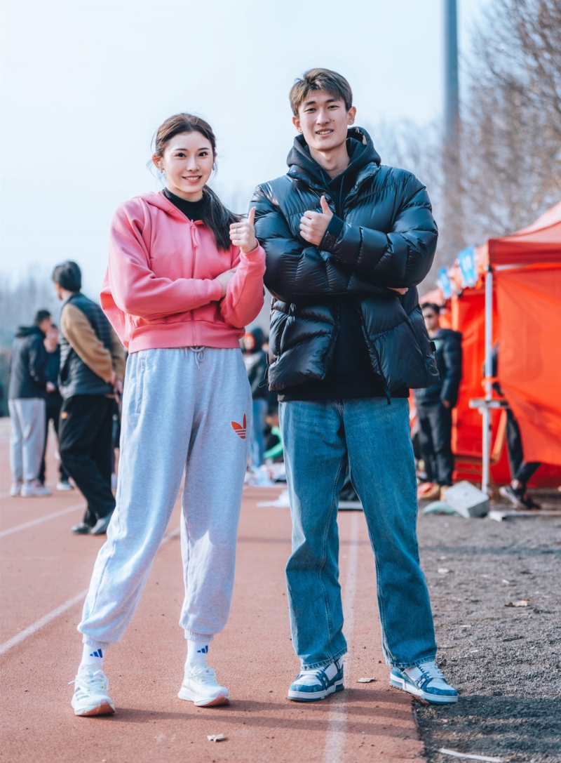 吳艷妮傳戀北京的富二代。