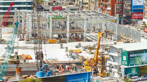 議員要求京華城停工 議員要求京華城停工