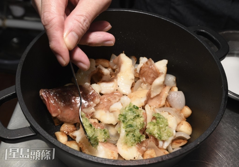 雞油蒜子東星斑做法一絲不茍。