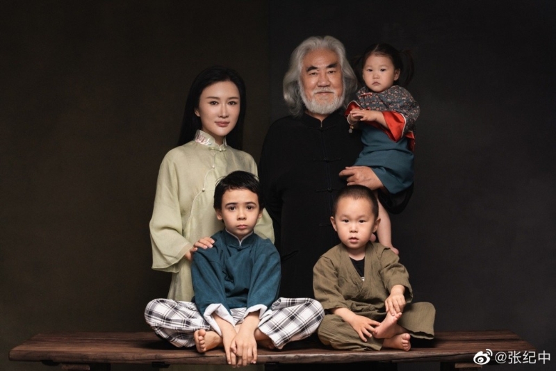 張紀中老當益壯，兩人已先后誕下一對子女。