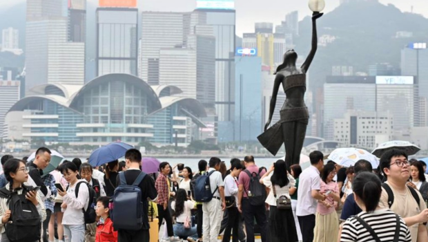 特區政府已向中央爭取恢復深圳“一簽多行”個人游簽注 特區政府已向中央爭取恢復深圳“一簽多行”個人游簽注