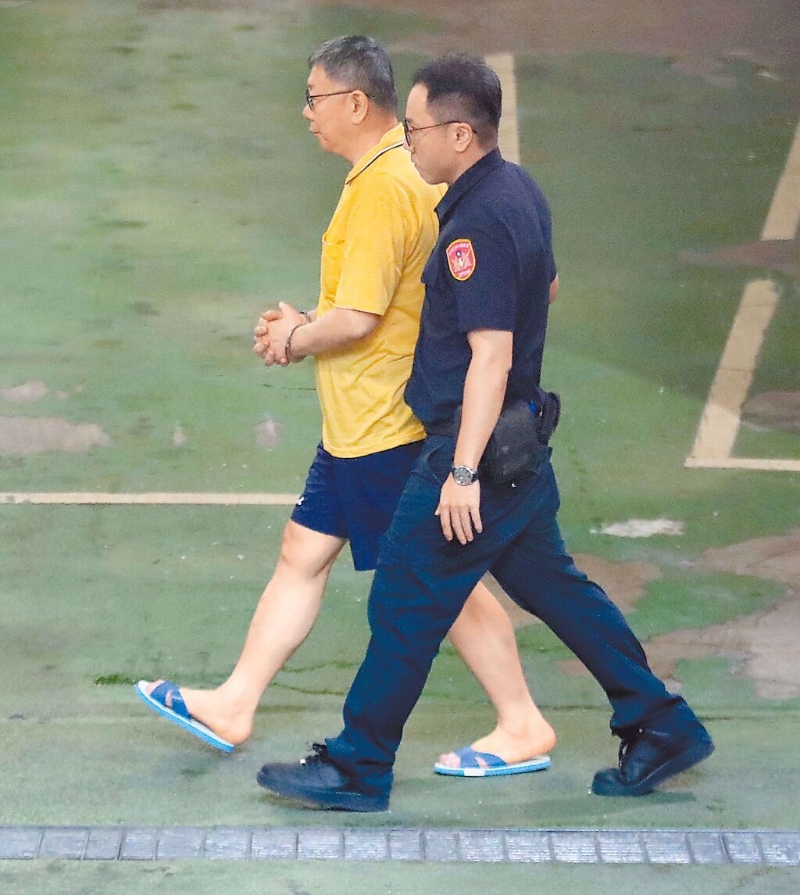 民眾黨主席柯文哲被羈押將近2個月。