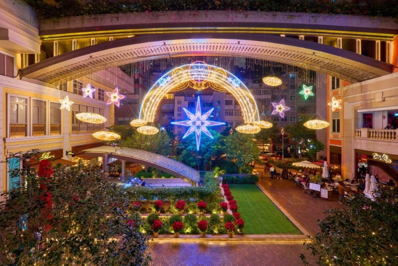 灣仔利東街圣誕燈飾 灣仔利東街圣誕燈飾