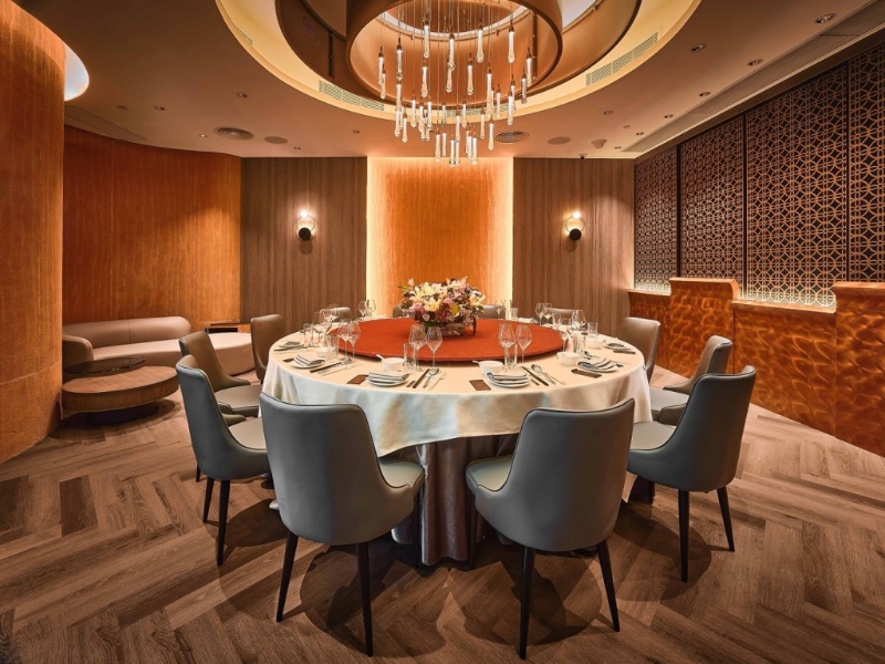 位于銅鑼灣的中菜餐廳“名廚”由演員古天樂創立，是圈內著名的名人飯堂（圖片來源：Facebook@名廚）