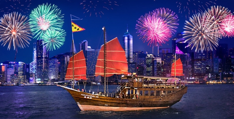 aqualuna維景節日航游