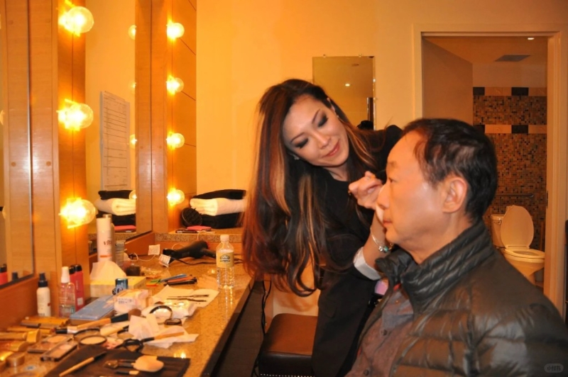 化妝師在小紅書上載為許冠文化妝的照片。