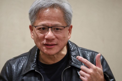 輝達股價直直落，執行長黃仁勛的動態受關注。路透社