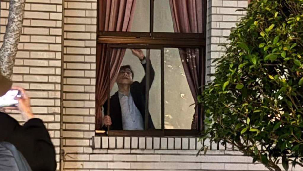 夜襲議場防堵藍營