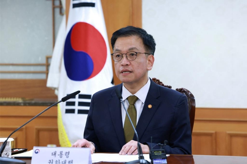 韓國代總統、企劃財政部長崔相穆在上任不到48小時，即在29日遇上該國18年來最大的空難事故。 路透社